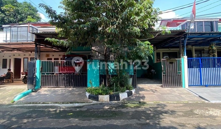 Dijual Rumah Luas Dalam Cluster Siap Huni Dekat Tol di Cikunir Bekasi