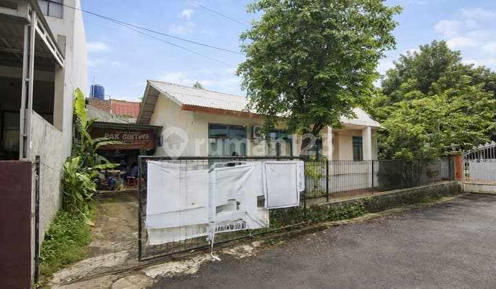 Dijual Rumah Luas di Pondok Melati Bekasi