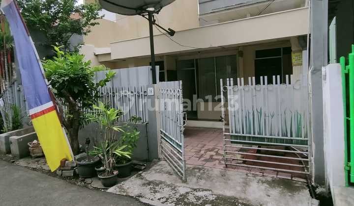 Disewakan Rumah Di Bojong Indah