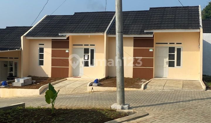Rumah compact di lokasi strategis dekat stasiun dan exit tol