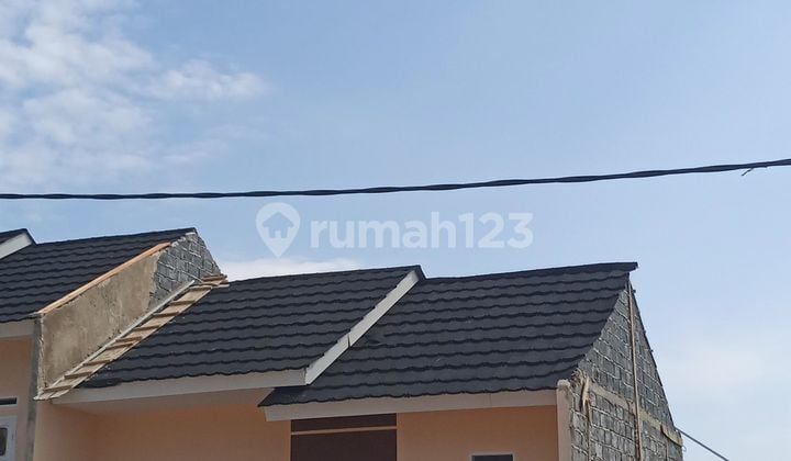 Rumah nyaman dengan mobilitas terjangkau dekat dengan setasiun dan jalan tol