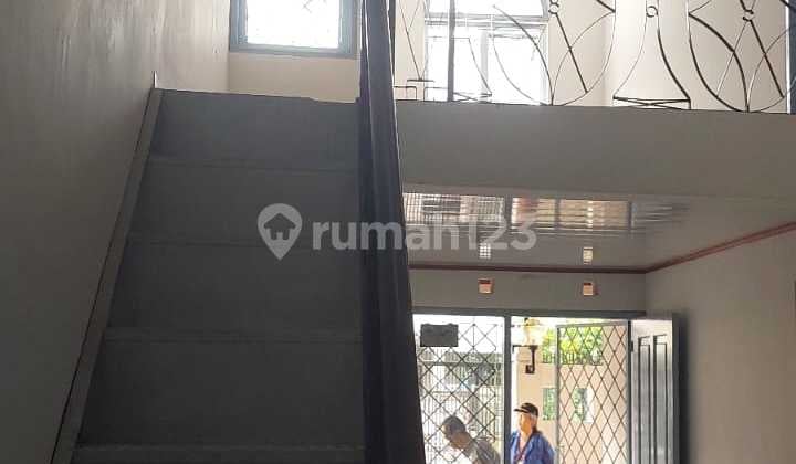 Disewakan Rumah Full Renovasi Dekat Area Perkantoran Jakarta Barat
