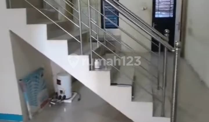 Rumah Komplek De Castillo Siap Huni