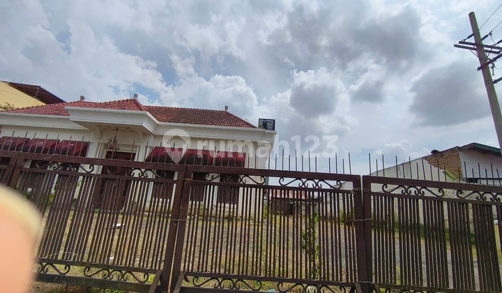 Tanah dan Bangunan Jalan Gereja