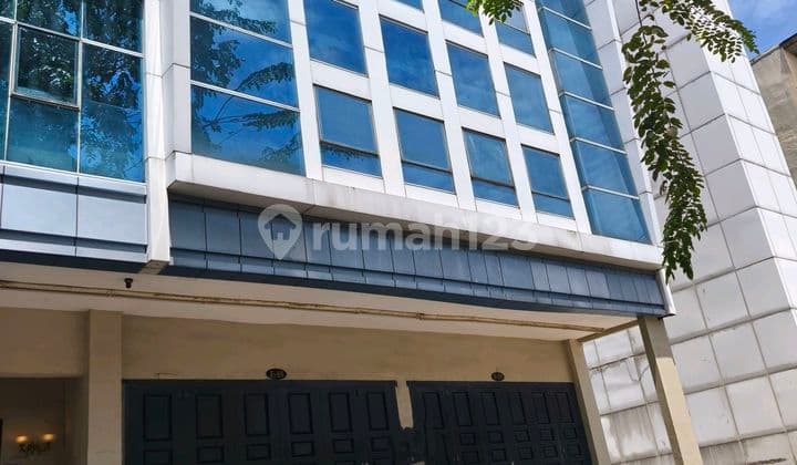 Attached Shophouse Center Point Ready to Occupy