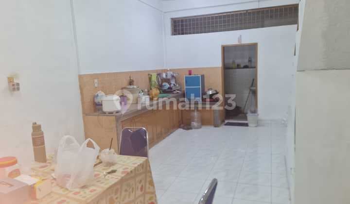 Rumah Sekitar Asia Siap Huni