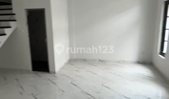 Rumah Villa Marriot Villas Siap Huni