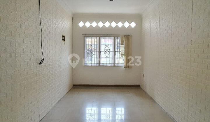 Villa Jati Mas Siap Huni Bagus