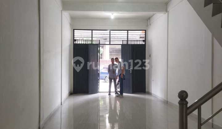 Sutomo Ujung Bagus Shop House