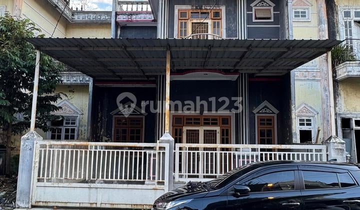 Rumah Villa Gaharu Town House Siap Huni