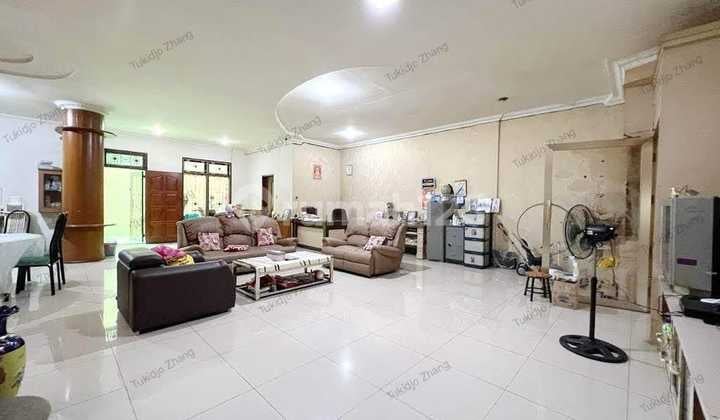 Rumah Villa Komplek Makmur Siap Huni