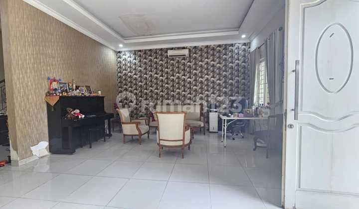 Dijual Rumah 2 Lantai di Gading Serpong Sektor 1, Bagus, Siap Huni
