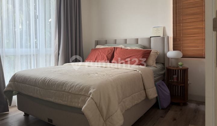 Dijual Rumah di Martinez Symphonia Gading Serpong*Renovated & Semi Furnished, Timur Laut