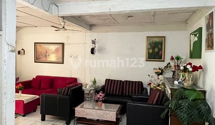 Dijual Rumah 1 Lantai di Pesanggrahan Jakarta Selatan, HGB, Barat, Row Jalan 2 Mobil