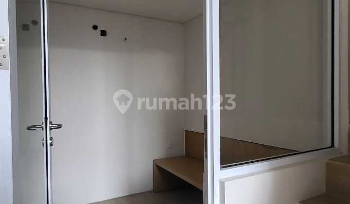 Dijual Rumah 2 Lantai Di Tabebuya, Bagus, Siap Huni, Barat