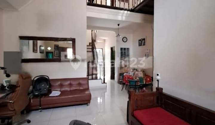 Dijual Rumah 2 Lantai Di Alam Sutera, Selatan, Shm