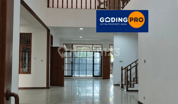 Jual Rumah Kelapa Gading, Lokasi Strategis,