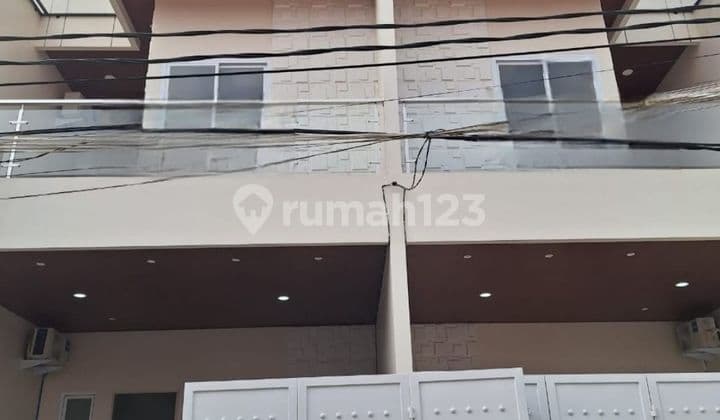 Dijual Rumah Cantik 2 Lantai Di Pondok Gede