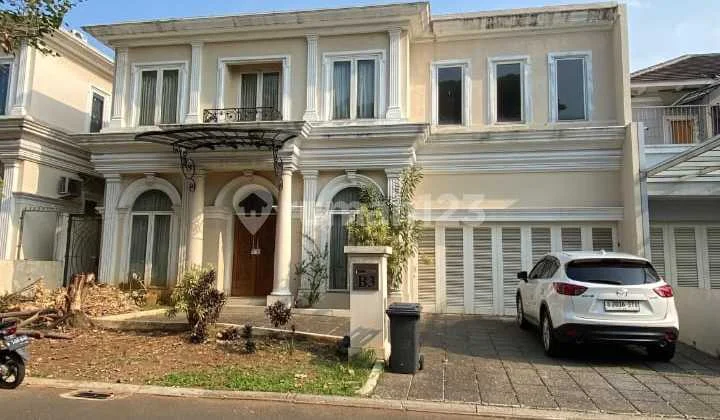 Dijual Cepat Rumah Dengan Lokasi Strategis di Less Belles