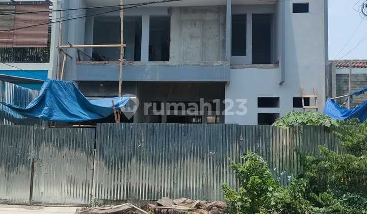 Rumah 2 Lantai, Bisa Untuk Kantor Dan Usaha Lain di Griya Loka