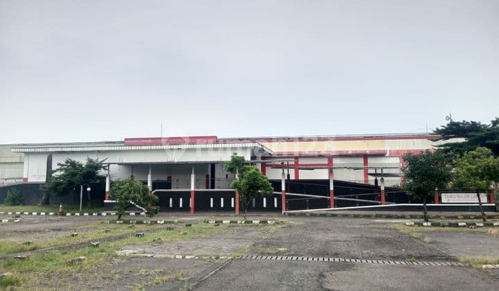 Dijual Gedung Ciputat Tersewa 10 Tahun Perusahaan Mobil Terkenal
