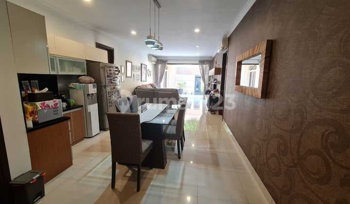 Dijual Rumah Cantik Furnished Siap Huni di The Icon Bsd