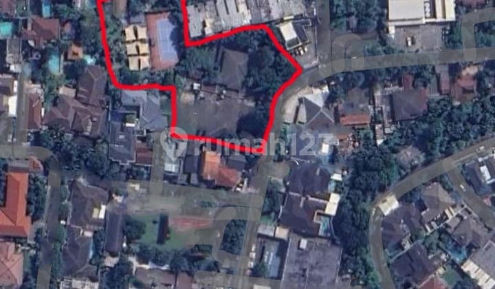 Dijual Hitung Tanah Rumah Bonus Fasilitas Lapangan Tenis dan Tempat Bermain di Kemang Timur Jakarta Selatan