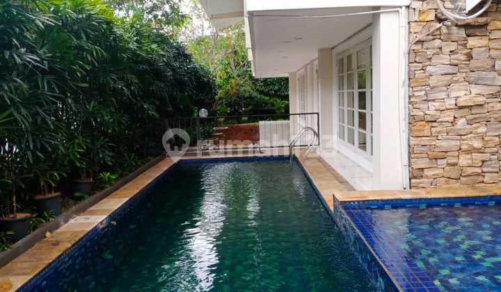 Luxury House for Rent, with Swimming Pool, Garden, in South Jakarta