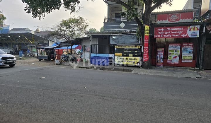 For Sale Commercial Space Suitable for Business and Office in Kencana Loka Raya