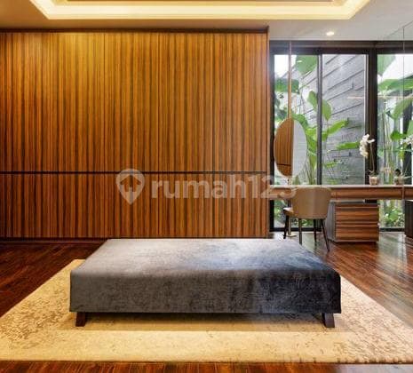 Dijual Rumah Mewah Dharmawangsa