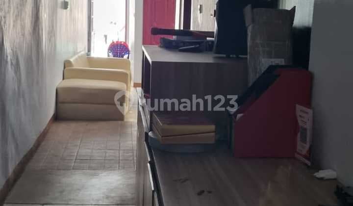 Quick Sale House in Perniagaan Timur, Tambora, West Jakarta.