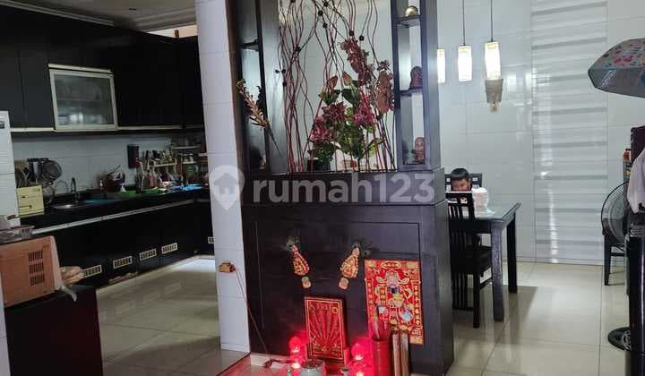 Jual Cepat Rumah Cantik di Green Mansion, Jakarta Barat