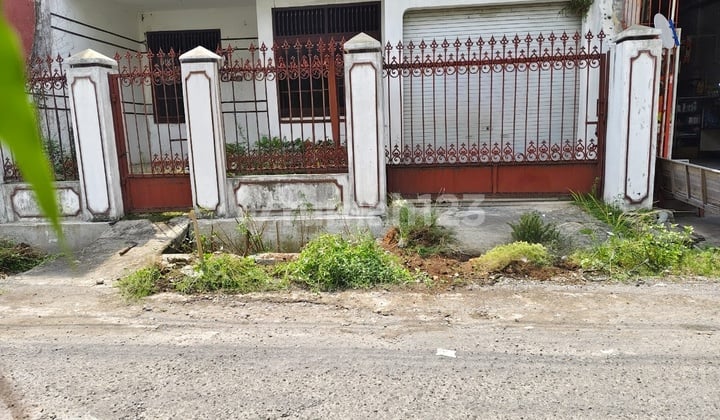 Central House, Accessible to Everywhere, Near Semarang City