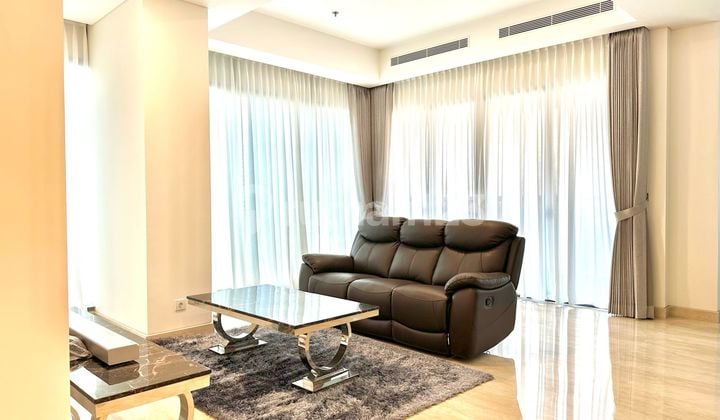 Apartment Fifty Seven Promenade 3 BR Furnished Bagus