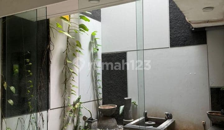 Rumah Bagus 2 Lantai Aman Bebas Banjir Jogging Track di Puri Botanical