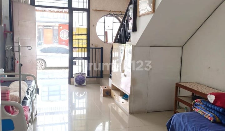 Rumah di Green Lake East Asia 2Kt 2Km 2 Lantai 60M2