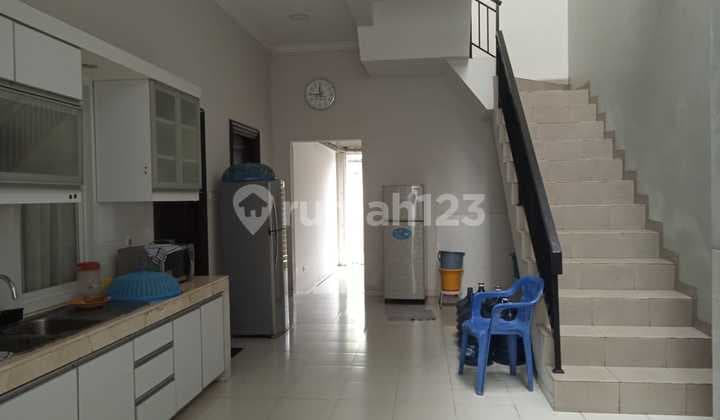 DIJUAL RUMAH SIAP HUNI AREA MENTENG JAKARTA PUSAT