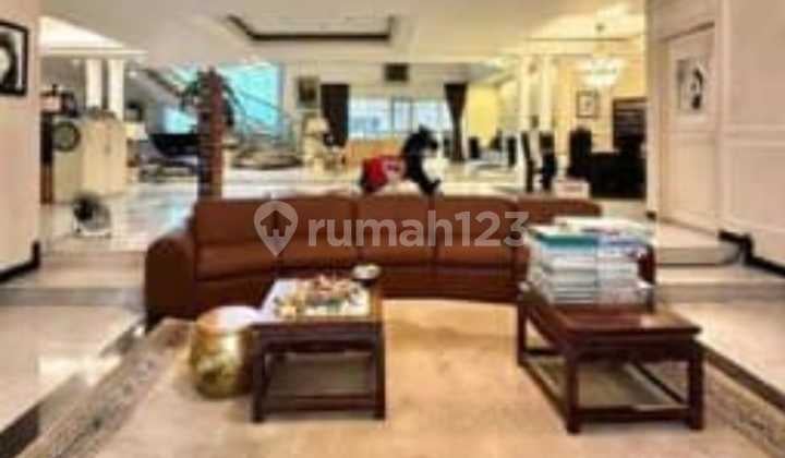 Rumah Bagus Semi Furnished SHM Mega Kuningan, Jakarta Selatan