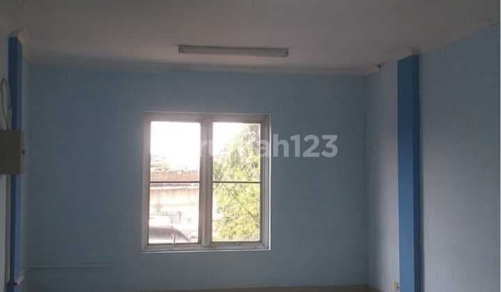 Jual Ruko 4 Lantai Siap Huni Lokasi Strategis di Tebet, Jakarta Selatan