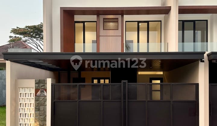 Rumah Premium Baru Gress Murah di Boulevard Araya Malang
