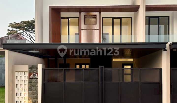 Rumah Premium Baru Gress Murah di Boulevard Araya Malang