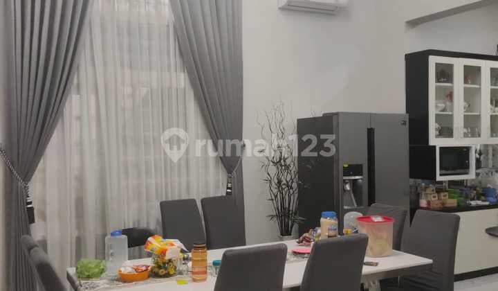 Rumah Bagus Banget Siap Pakai Di Dekat Roti Fancy & Linds Cafe