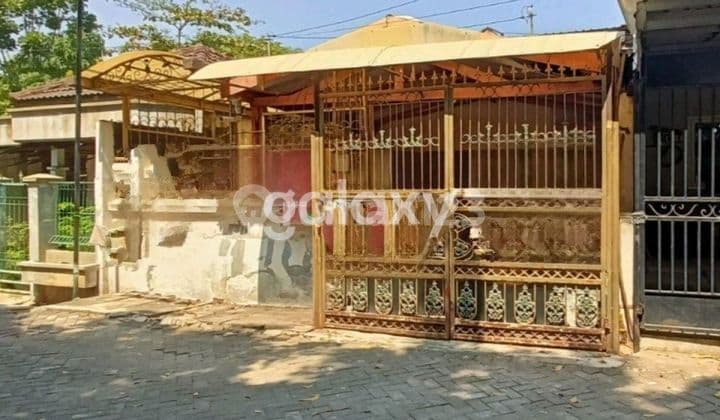 T Rumah Lokasi Dekat Sekolah Terang Bangsa Di Jl. Semarang Indah Blok C