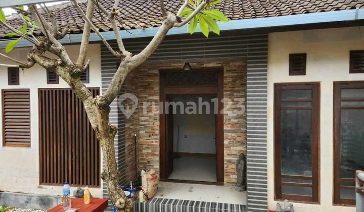 Semi Villa Furnished 3 Bedrooms Buluh Indah