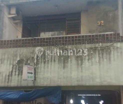 Shop House Wide In The Middle Of Pedati Road Market Bogor