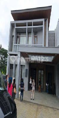 Luxury Gading Serpong House in Menteng Grand