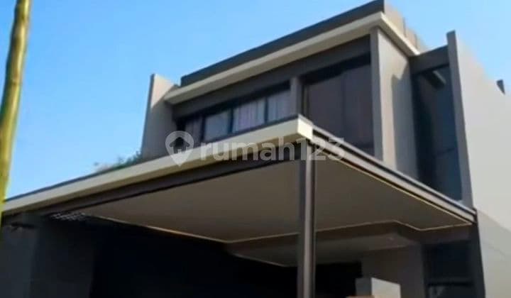 Rumah Bergaya Elegan Untuk Hunian Keluarga Berkelas