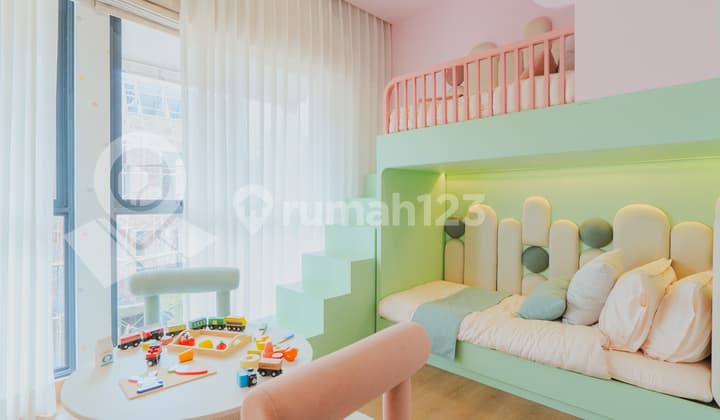 Miliki Segera! Rumah 3 Lantai Minimalis Modern, Dekat Stasiun Cisauk & Akses Tol