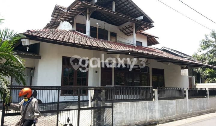 Rumah Di Jl. Pusponjolo Timur Semarang Barat