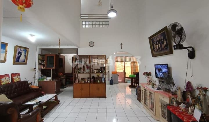 For Sale: House in Nusaloka Area, BSD, Tangerang
